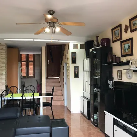 Gazde/Camere de închiriat Complex Bungamar *